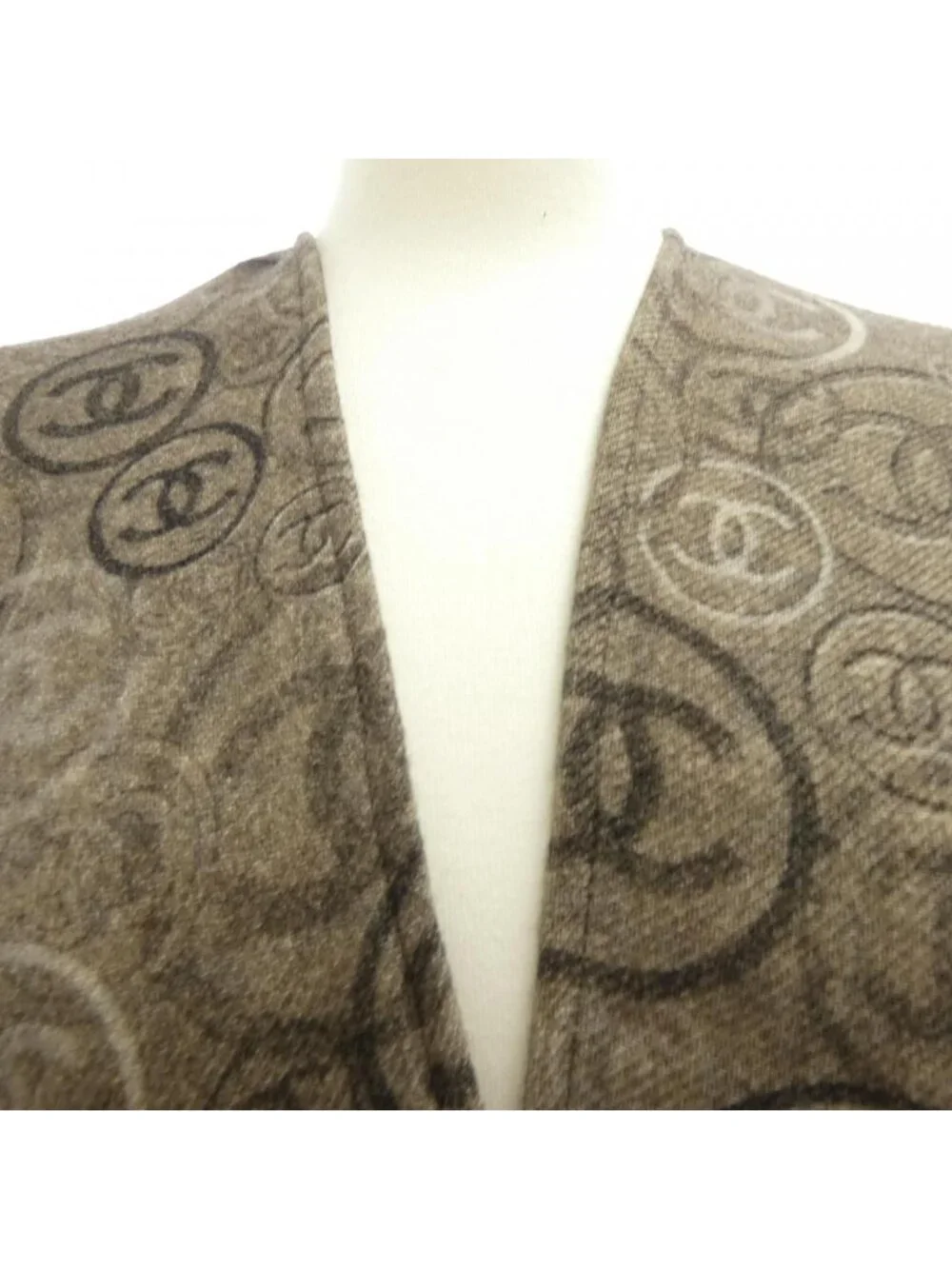Chanel Stole Scarf Brown